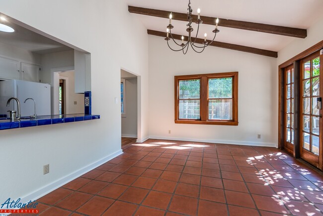 Building Photo - Charming Home | Spanish Architecture | Desirable Location