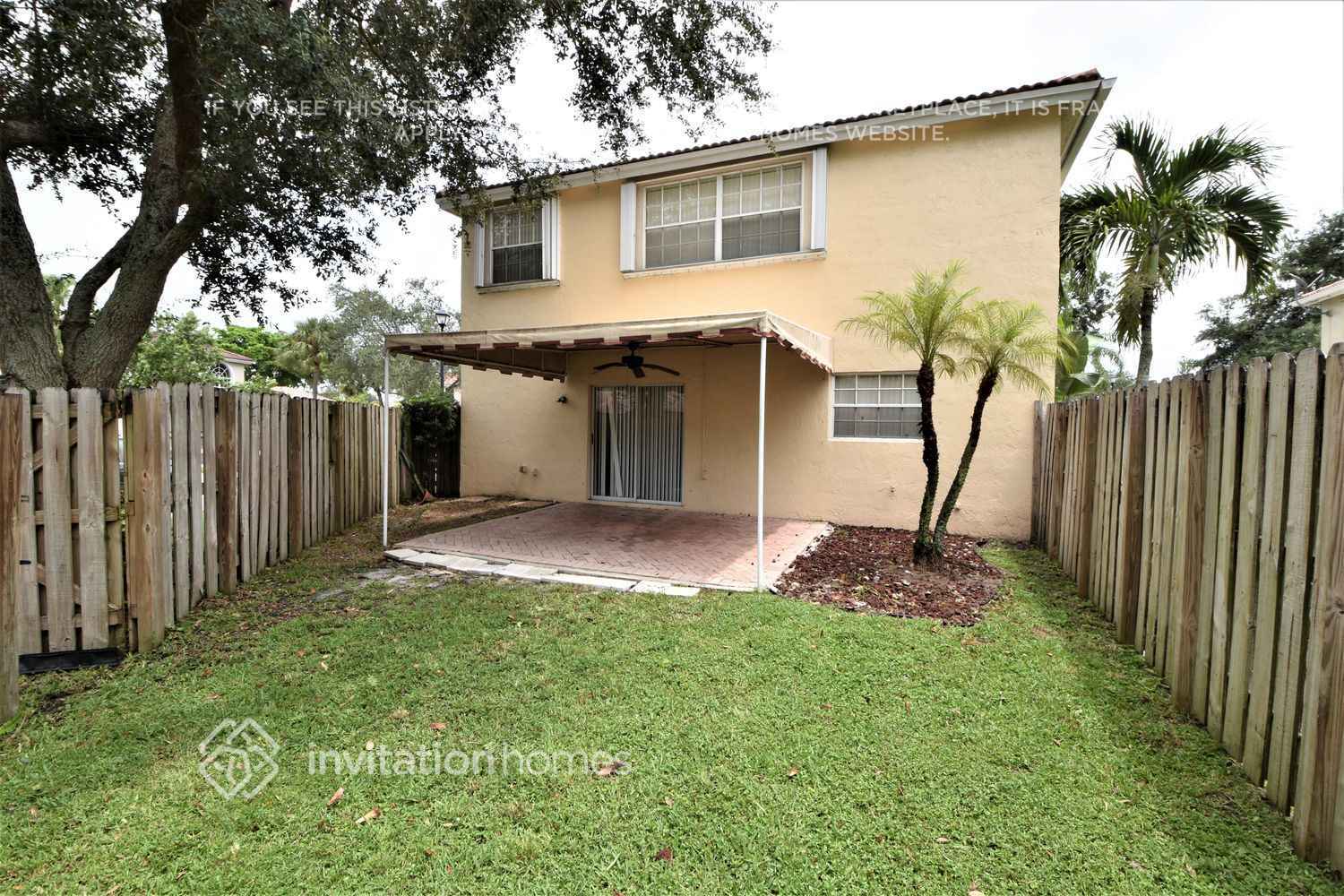Building Photo - 2450 NW 72nd Ave