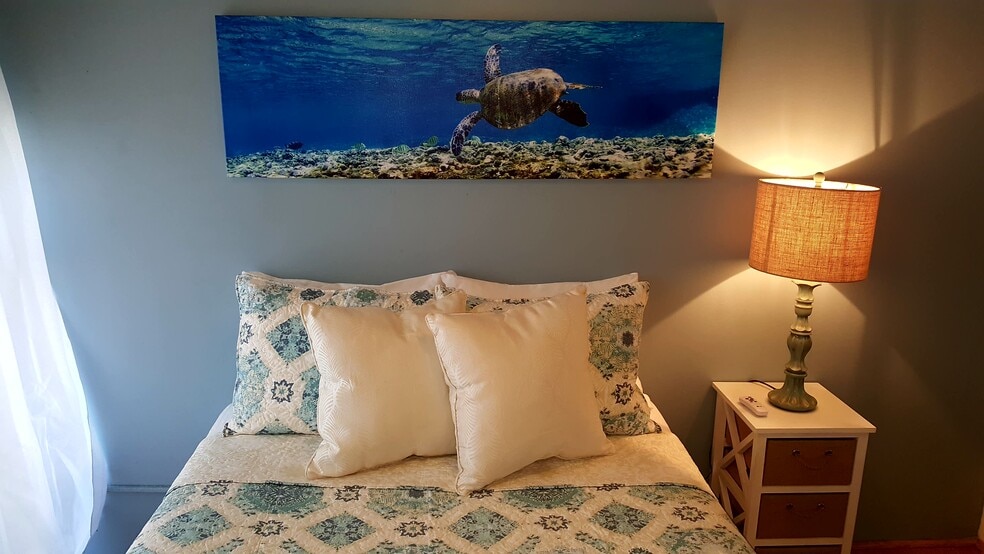 Bedroom - 1690 Ala Moana Blvd