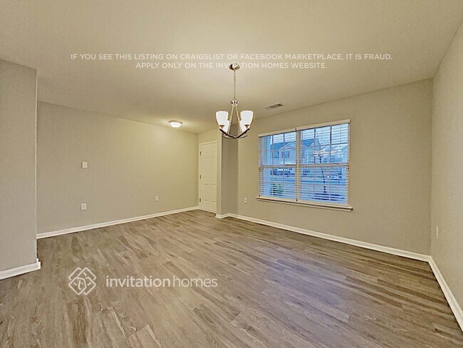 Building Photo - 5419 Graypark Dr