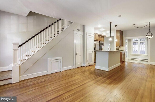 Building Photo - 2031 37th St NW