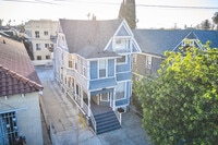 Building Photo - Victorian @11th Place