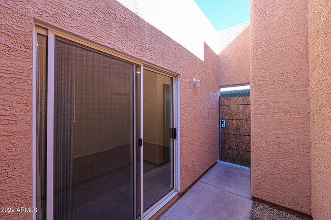 Building Photo - 8940 W Olive Ave