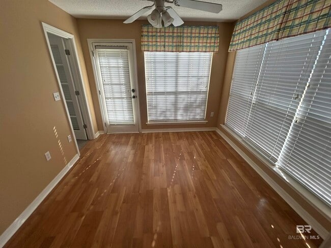 Building Photo - 22744 Tranquil Ln