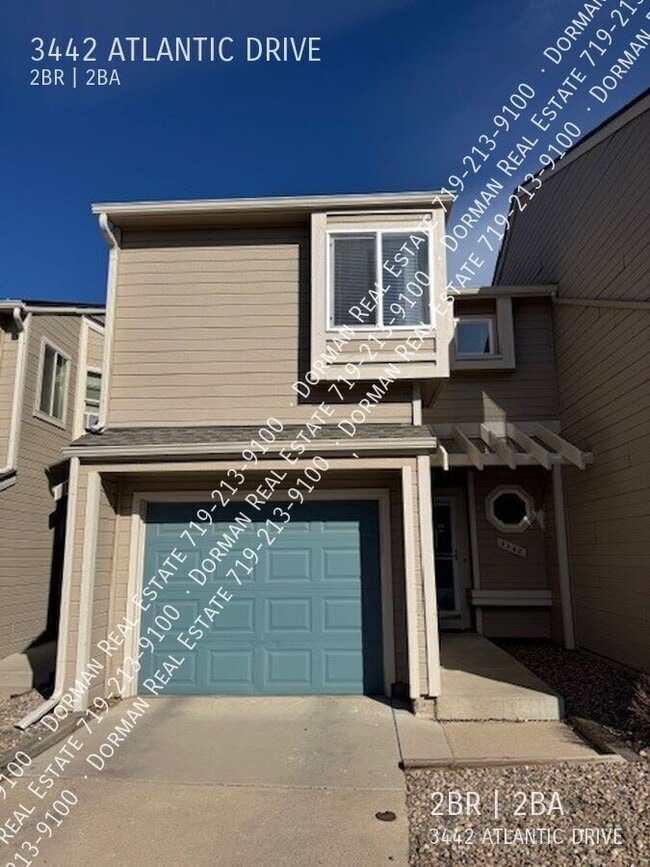 Primary Photo - Charming 2-bedroom, 1.5 bathroom townhome