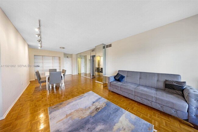 Building Photo - 1985 S Ocean Dr