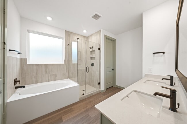 Building Photo - 3264 Woodrose Orchard Dr