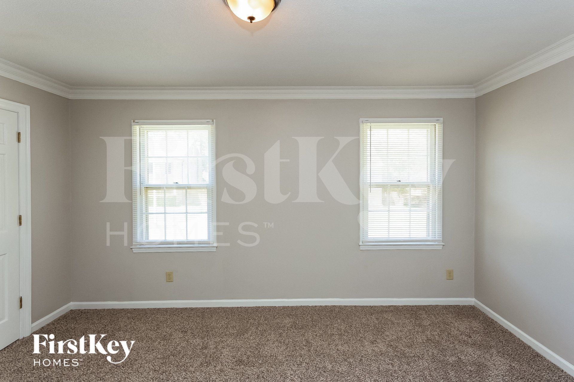 Building Photo - 6991 Dashwood Dr