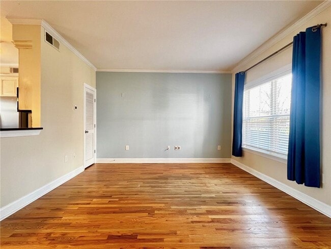 Building Photo - 312 Carlyle Park Dr