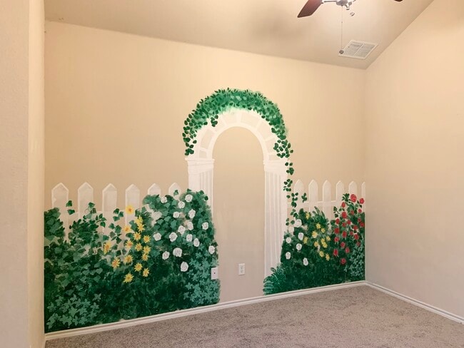 Building Photo - 1613 Makayla Ln