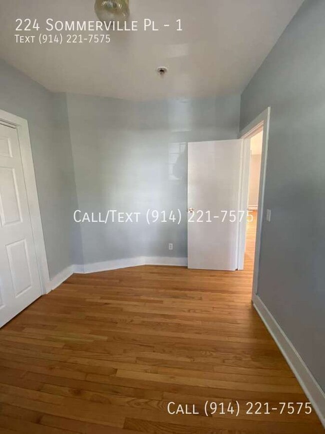 Building Photo - 224 Sommerville Pl