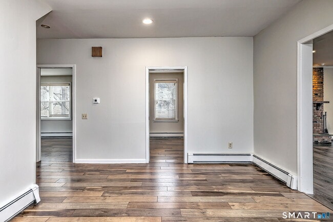 Building Photo - 5160 Madison Ave