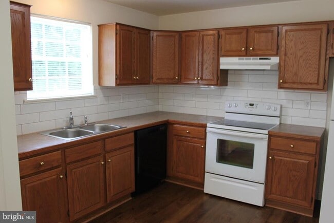 Building Photo - 14128 Timothy Dr
