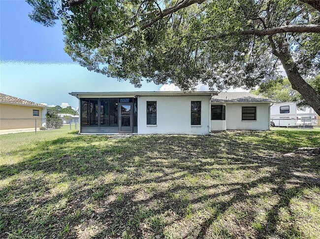 Building Photo - 4181 Glade Rd