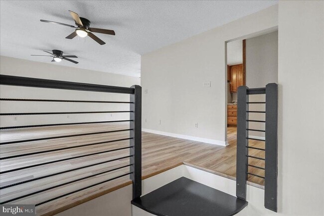 Building Photo - 72 Pioneer Ln