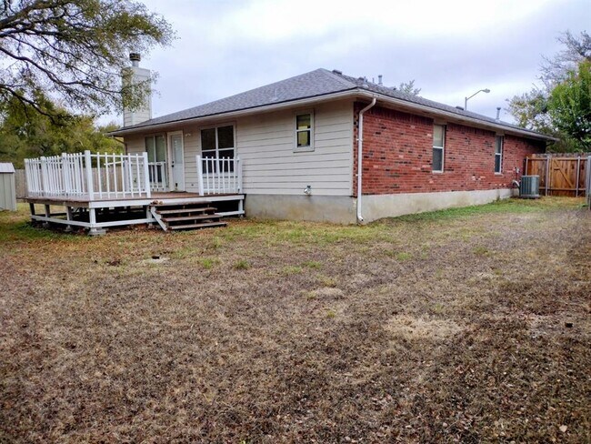 Building Photo - 209 Antietam Dr