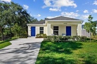 Building Photo - 5032 SE Flounder Ave