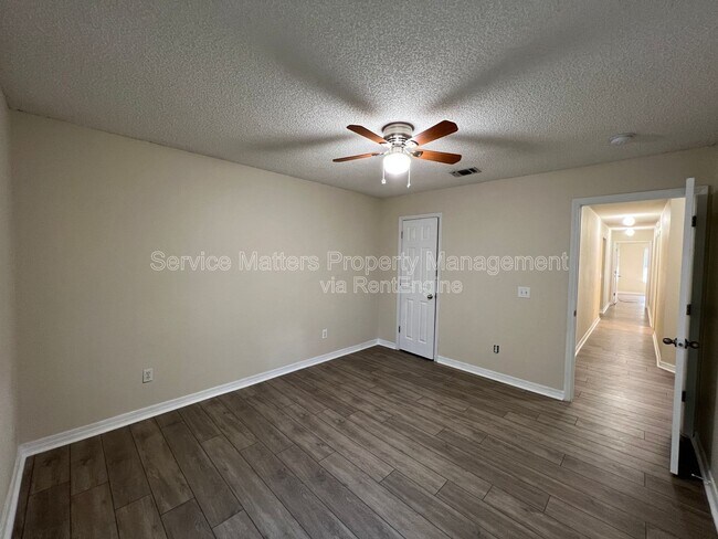 Building Photo - 6069 Breckenridge Dr