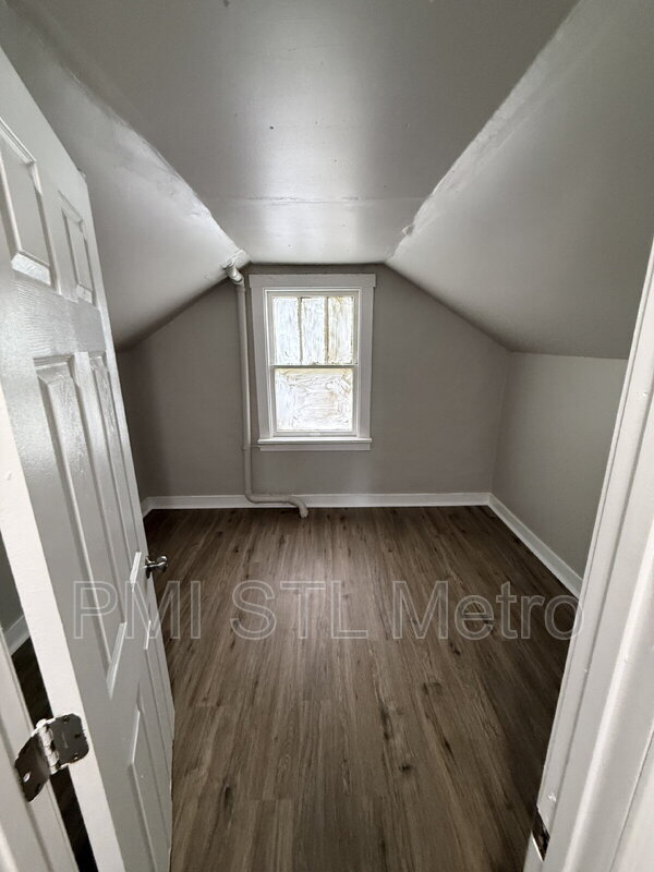 Building Photo - 6170 Emerald Ave