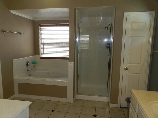 Building Photo - 12003 Natural Bridges Ln