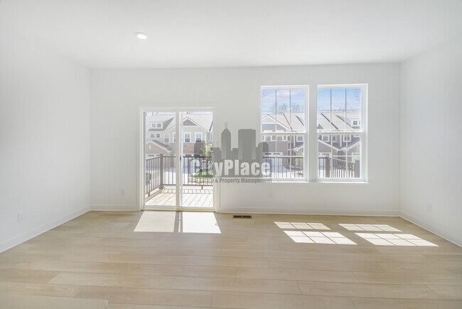 Building Photo - 6574 Halsey St