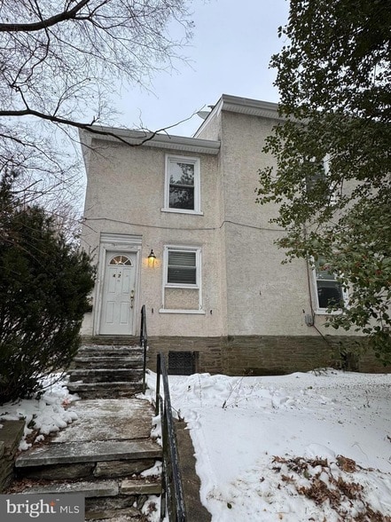 Building Photo - 47 W Highland Ave