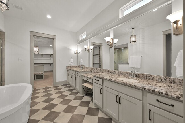 Building Photo - 2072 Laurie Darlin Dr