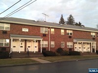 Building Photo - 11 N Maple Ave