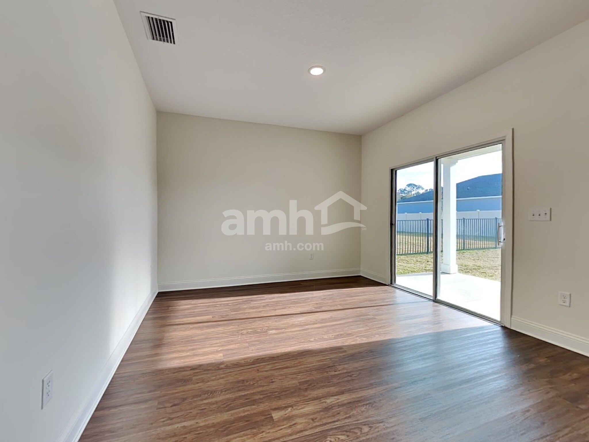 Building Photo - 106 Olivewood Pl