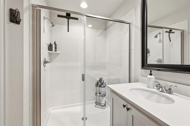 Building Photo - 6132 Bursey Rd