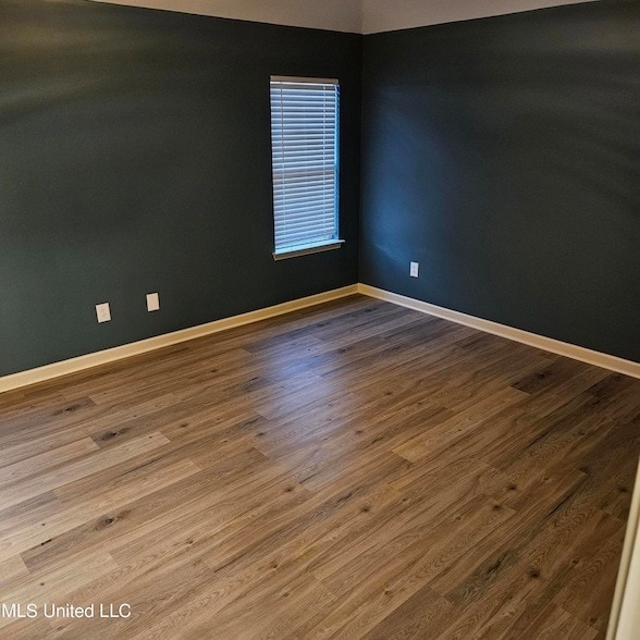 Building Photo - 8349 Regal Bend Dr