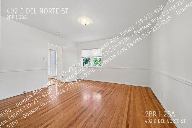 Building Photo - 402 E Del Norte St