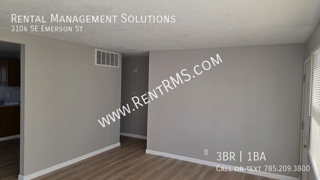 Building Photo - 3104 SE Emerson St