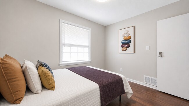 Building Photo - 1388 Colony Hill Ct