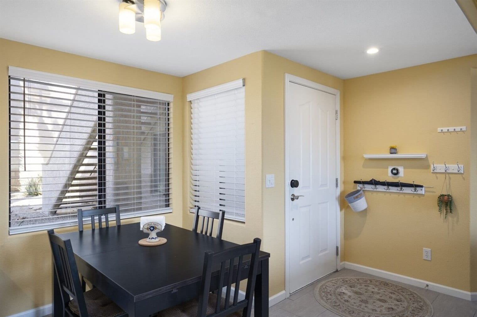 Building Photo - 10401 N Saguaro Blvd