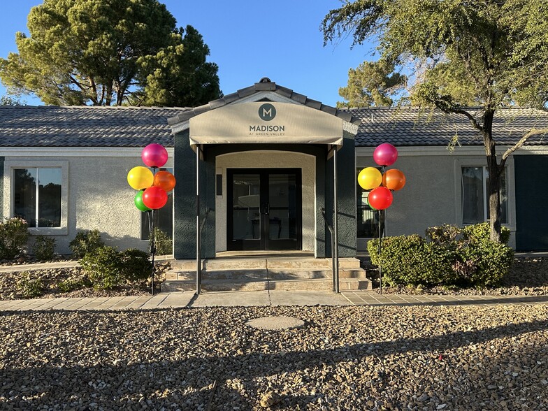 Primary Photo - Madison Green Valley