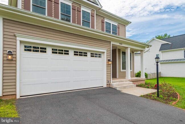 Primary Photo - 6665 Fayette St