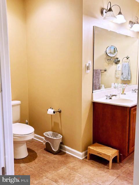 Building Photo - 364 Jefferson Dr