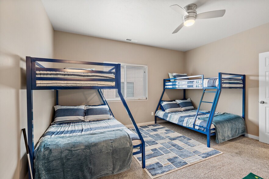 Building Photo - 2900 N Villere Ln