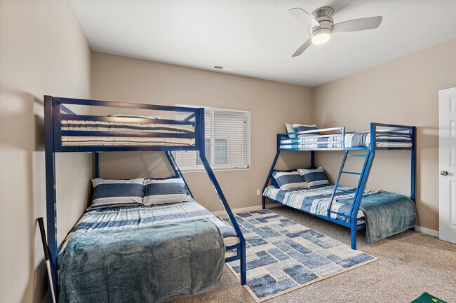 Building Photo - 2900 N Villere Ln