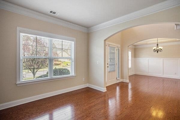 Building Photo - 2295 Manor View