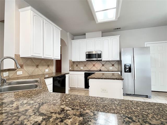 Building Photo - 7205 Middleburg Dr