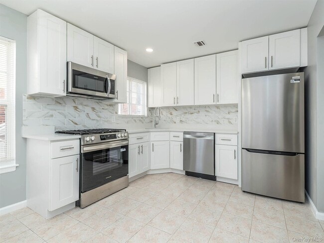 Building Photo - 78 B Ashwood Rd