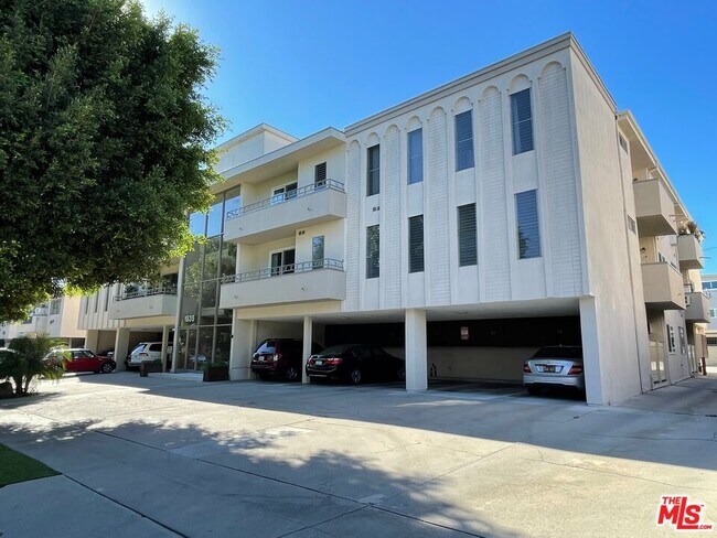 Building Photo - 1835 Camden Ave