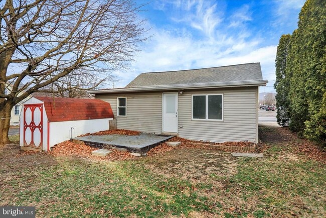 Building Photo - 5737 Old U.S. 22