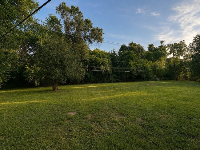 Building Photo - 5522 Nassau Rd