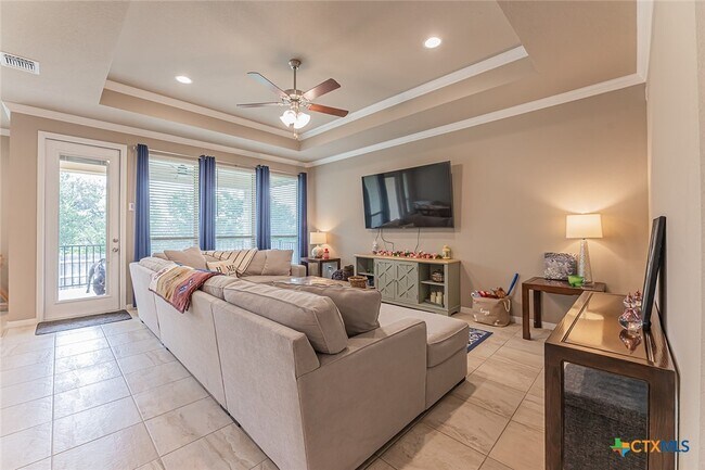 Building Photo - 3212 Trinity Dr