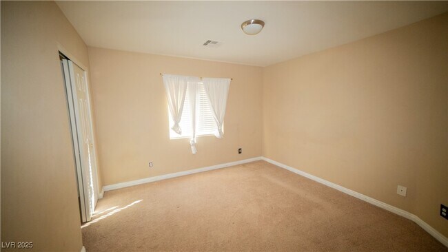 Building Photo - 1720 Dark Wolf Ave