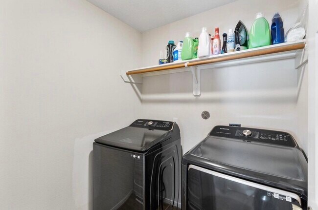 Building Photo - 17815 Egret Lake Way