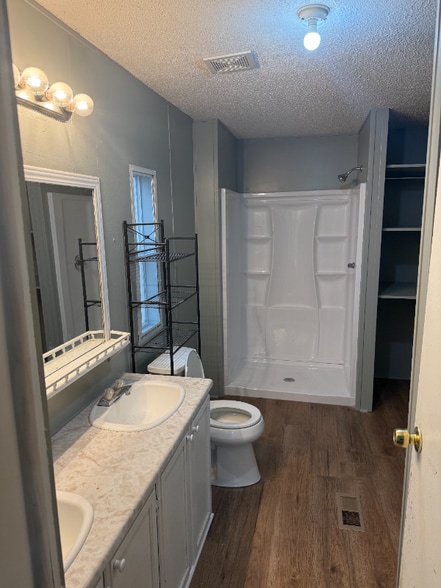 Building Photo - 2182 Posey Hill Rd